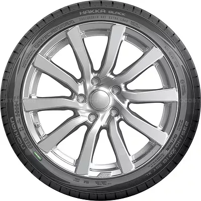 Nokian Hakka Black 235/45 R19 99W XL