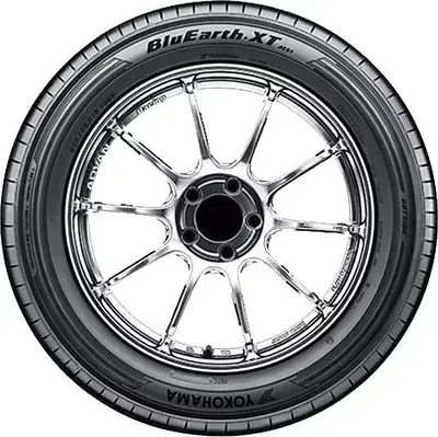 Yokohama Bluearth-XT AE61A 225/55 R17 97V