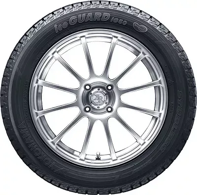 Yokohama Ice Guard IG50+ 235/40 R19 92Q